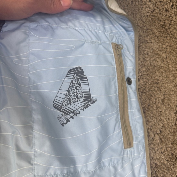 Columbia women White Puffer Vest - Picture 10 of 12